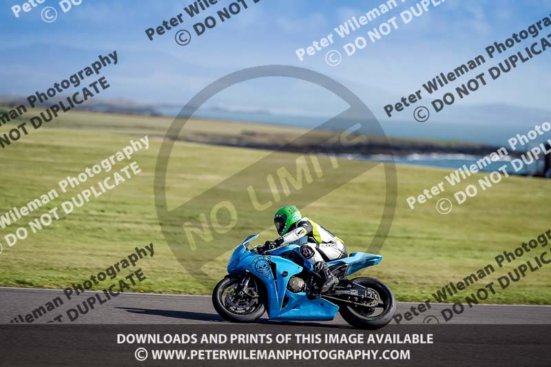 anglesey no limits trackday;anglesey photographs;anglesey trackday photographs;enduro digital images;event digital images;eventdigitalimages;no limits trackdays;peter wileman photography;racing digital images;trac mon;trackday digital images;trackday photos;ty croes